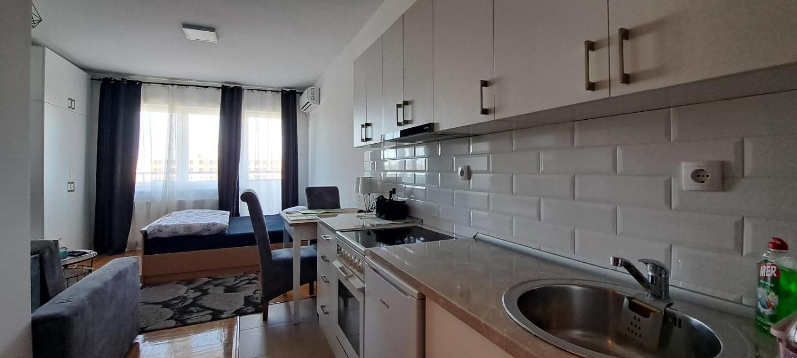 Road Warriors Apartment Subotica Esterno foto