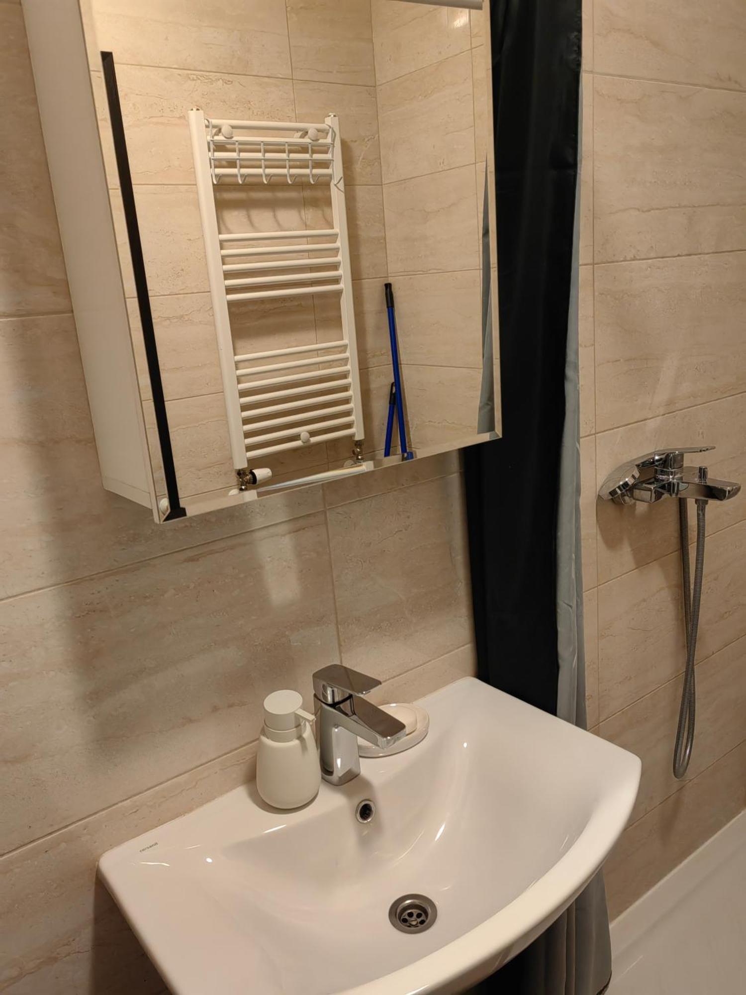 Road Warriors Apartment Subotica Esterno foto